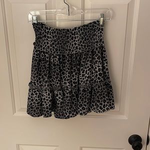 Gray/black cheetah print skirt